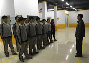 4月份50%門店業(yè)績增長，15家門店業(yè)績翻番，小拇指京津冀蒙大區(qū)這是要逆天了嗎？