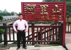 3年時間，嘗遍人生百味，這小拇指加盟商也是沒sei了