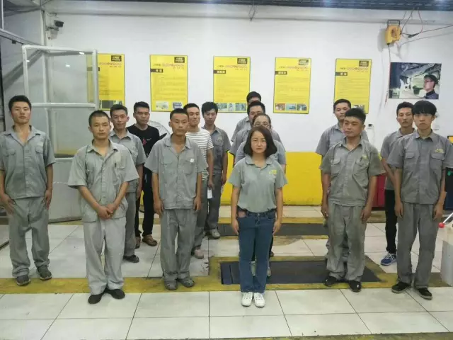 小拇指大區(qū)督導(dǎo)這么“兇”，這家老門店快修業(yè)績翻番了