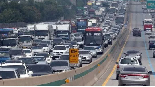 小拇指快修、油漆已經(jīng)深入消費(fèi)者市場，為何門店還在增加輪胎業(yè)務(wù)