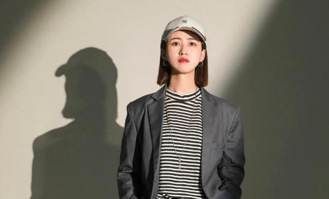 小拇指90后寶媽逃離“舒適圈”的成長(zhǎng)之路