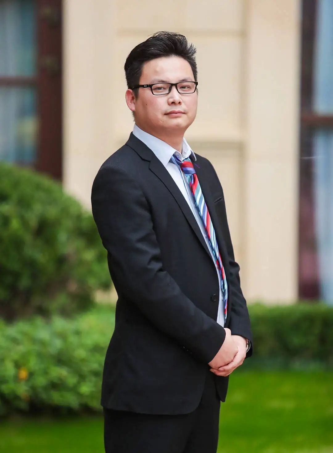 顏浪：從油漆學(xué)徒到企業(yè)高管，我在小拇指實(shí)現(xiàn)人生逆襲！