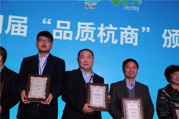 1453878581740619p155.png 4.png