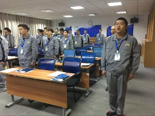 1492581382186757hpAA.jpg 640.webp (13).jpg