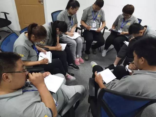 1496911354595215p8BD.jpg 640 (22).jpg