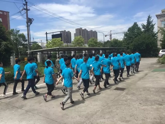 1501573186237535p2E5.jpg 640.web.webp (23).jpg