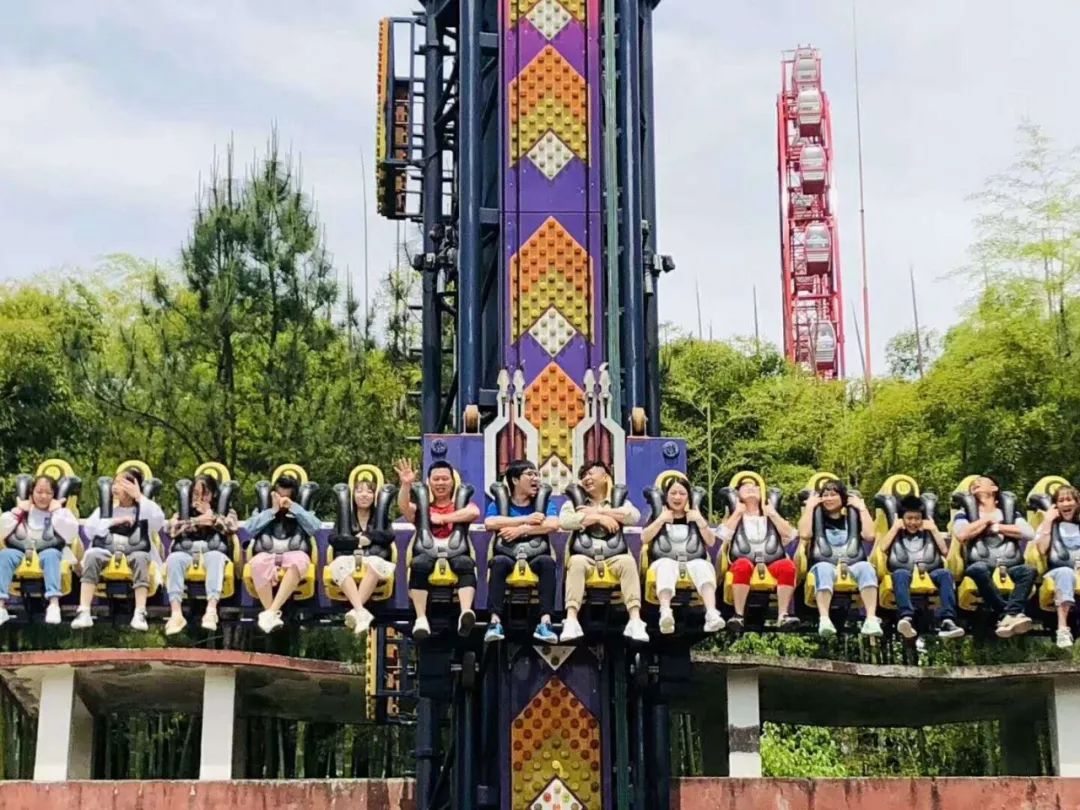 15574562821377873FFA.jpg 15.jpg