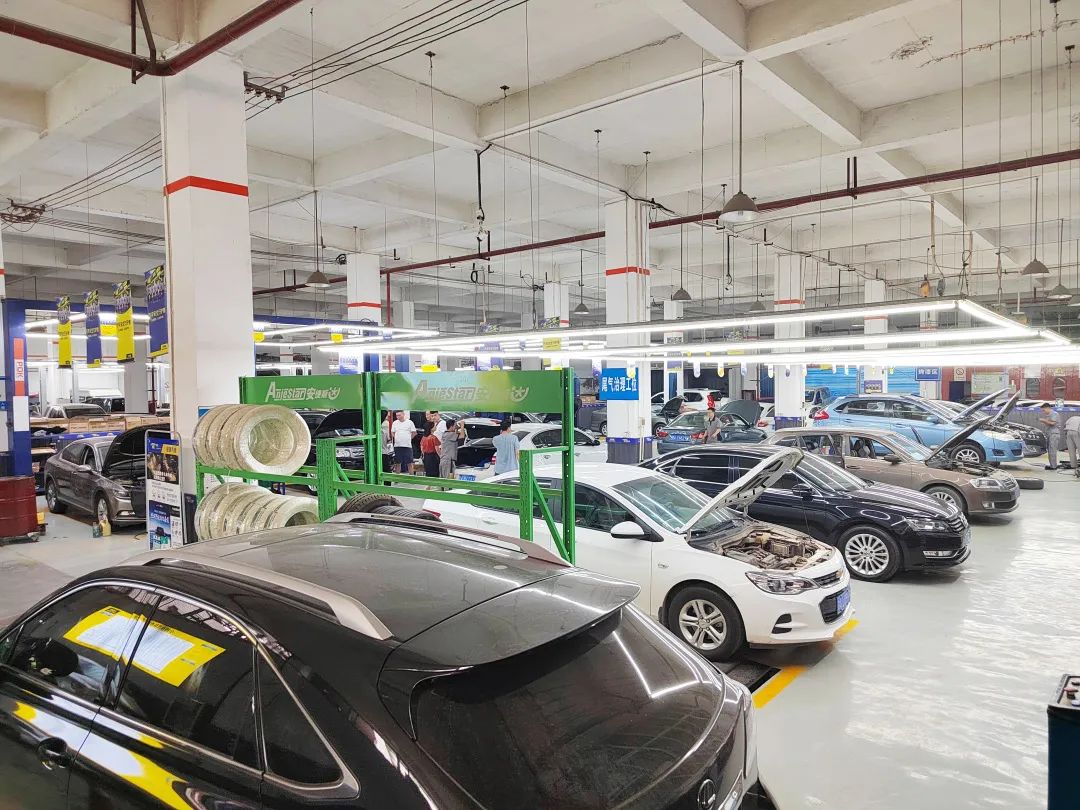 16657102432392561E79.jpg 16657102432392561E79.jpg