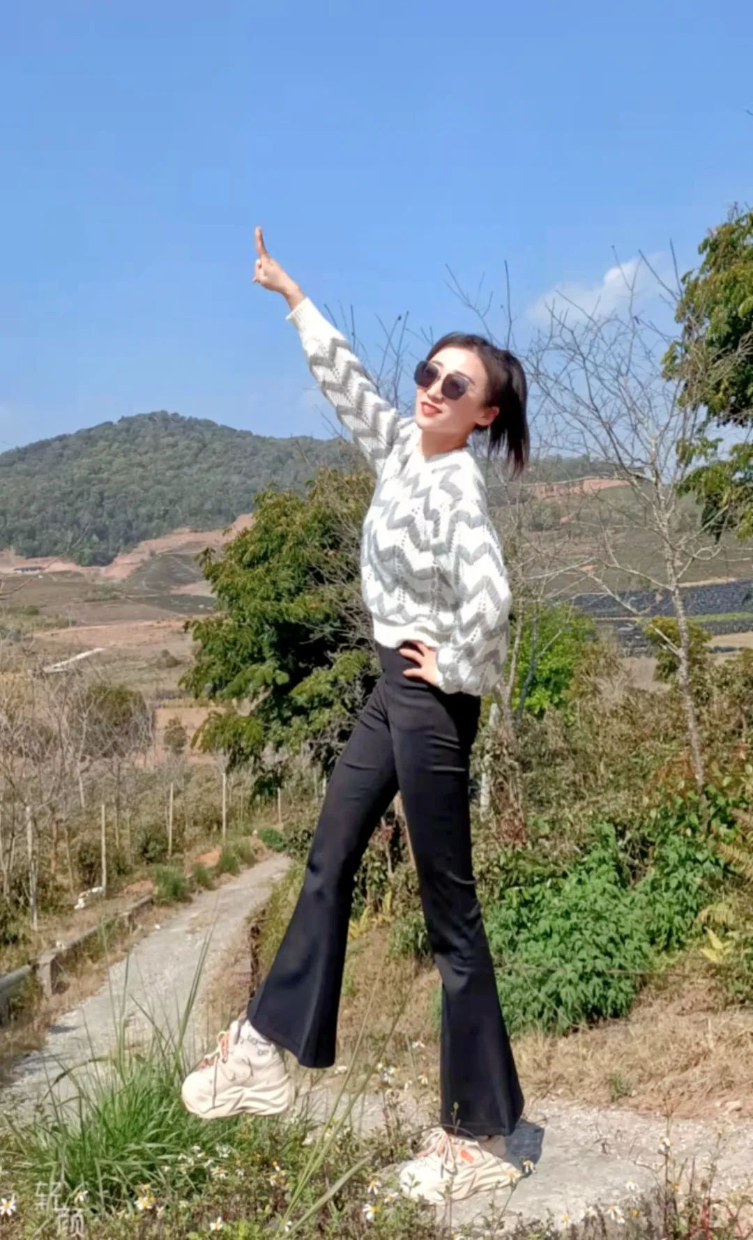 16873142716010244ED8.jpg 16873142716010244ED8.jpg