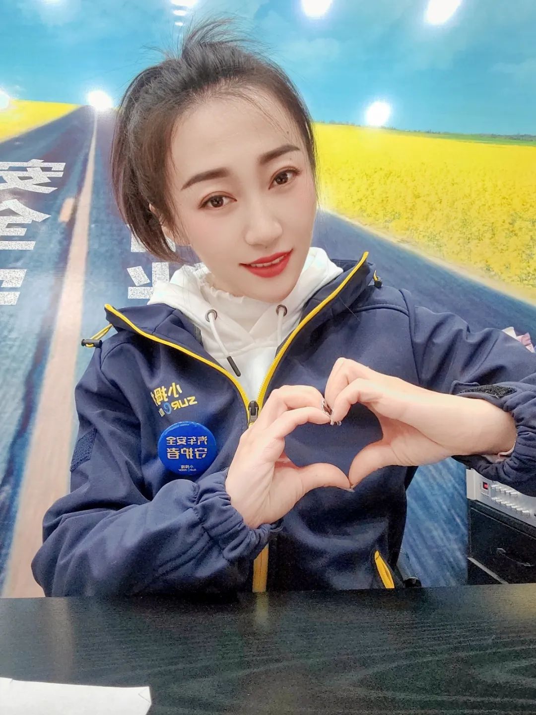 168731432211661114BA.jpg 168731432211661114BA.jpg