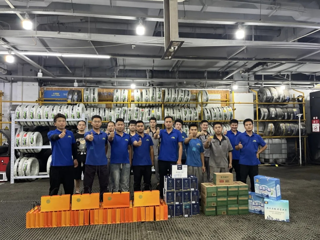 172612126858845952F7.jpg 172612126858845952F7.jpg